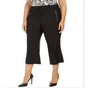 Calvin Klein Women's Zippered Pocketed Capri Pants Black Size 18W